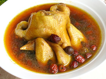紅棗燉清遠(yuǎn)雞