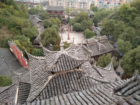 土家風(fēng)情園古建筑屋頂