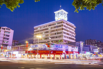 肇慶市新貿(mào)大鐘夜景