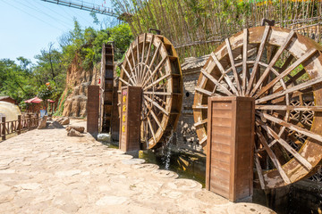 旅游景區(qū)運(yùn)輸工具水車特寫