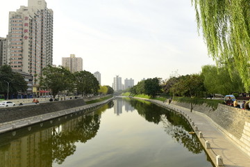 西安古城護(hù)城河