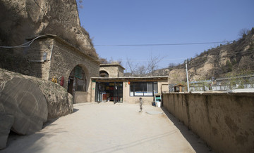 梁家河