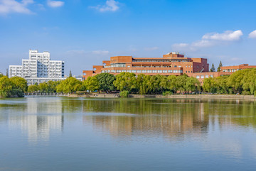 交通大學內(nèi)景色