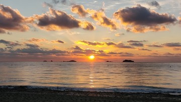 海邊日出