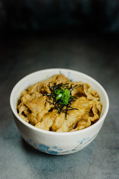 牛肉飯