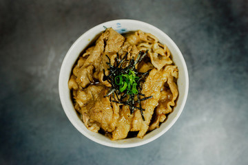 牛肉飯