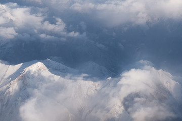 天山山脈