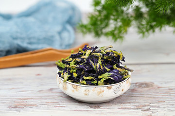 蝶豆花
