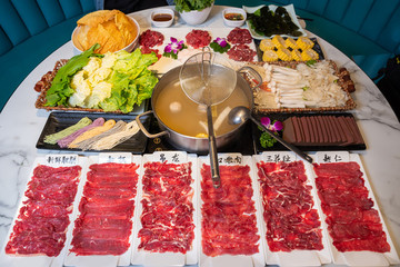 潮汕牛肉火鍋海報