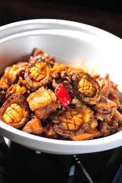 鮑魚燒雞