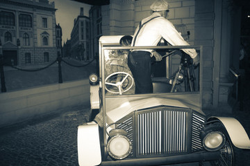 司機(jī)轎車(chē)舊社會(huì)