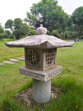 石燈