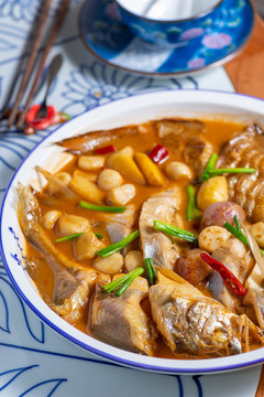 煎燜雜魚(yú)