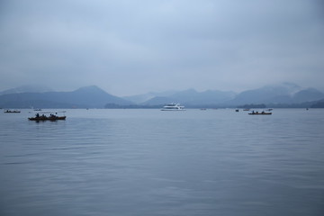 煙雨西湖