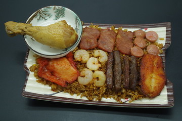 鐵板雞腿炒飯