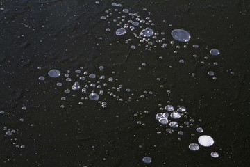 冰面氣泡