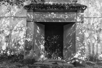蘇式園林對開門樓