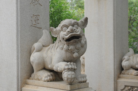 石獅子