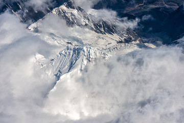 西藏雪山航拍