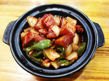 瓦罐紅燒肉