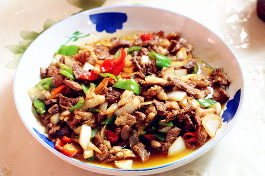 辣子炒肉