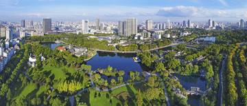 月湖全景