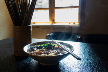 昆明老街腸旺米線