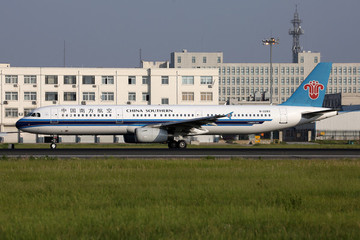 沈陽機場南方航空飛機