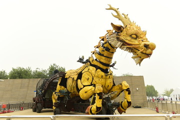 火龍戰(zhàn)車(chē)