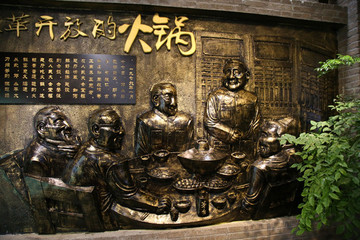 吃火鍋銅像雕塑