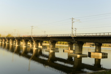 京秦鐵路橋
