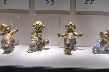 蹴鞠娃