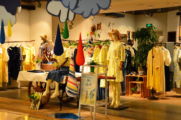 時(shí)裝專賣店