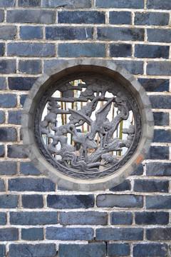 中式鏤空圓形窗