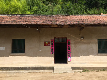 農(nóng)村舊房屋貧困