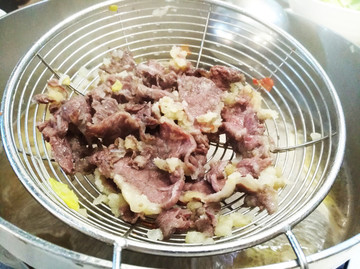 刷牛肉