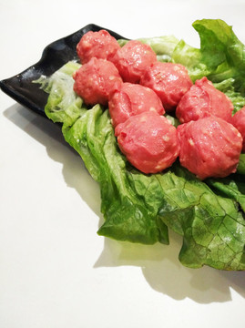新鮮牛筋丸