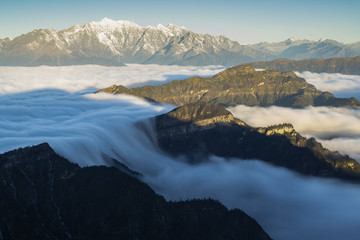 牛背山風光