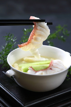 翅湯東星斑