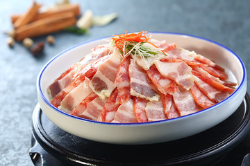 香腸拼刀板香