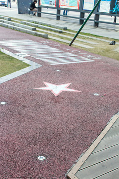 創(chuàng)意跑道