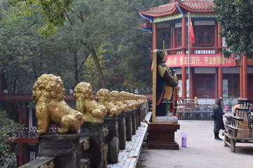 鍍金石獅