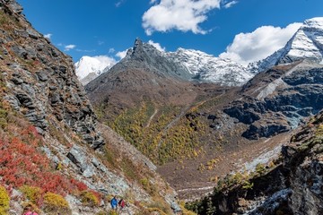 亞丁雪山