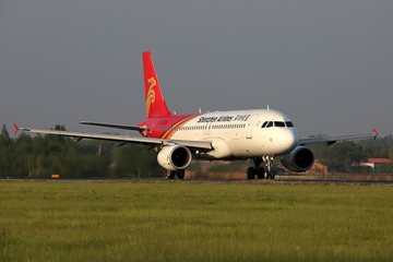 深圳航空飛機滑行