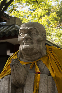 石像