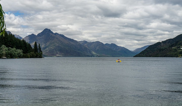 高山湖泊