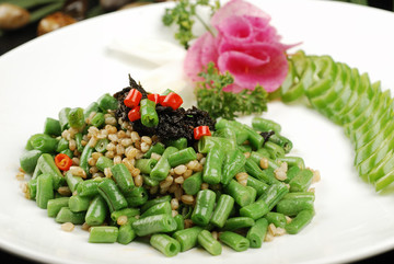欖菜炒龍豆