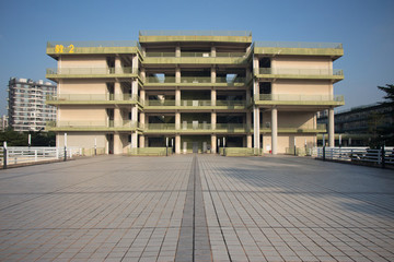 廣東工業(yè)大學(xué)教學(xué)樓明信片攝影
