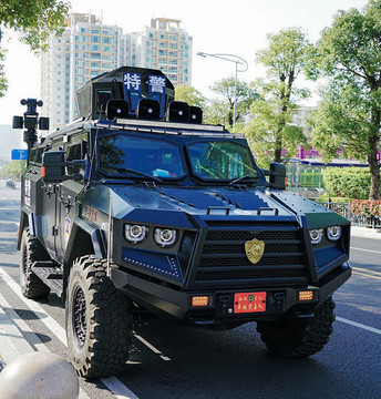 警車