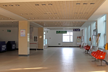 遼寧朝陽(yáng)機(jī)場(chǎng)候機(jī)樓內(nèi)景